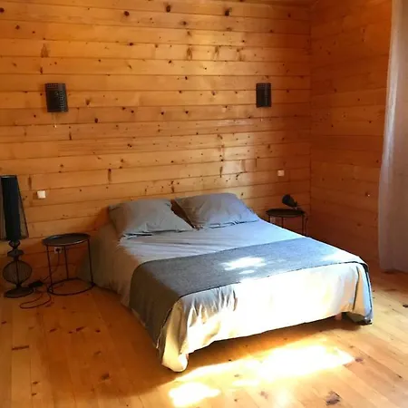 Lucciana Chalet Avec Piscine Chalé Lucciana (Corsica)